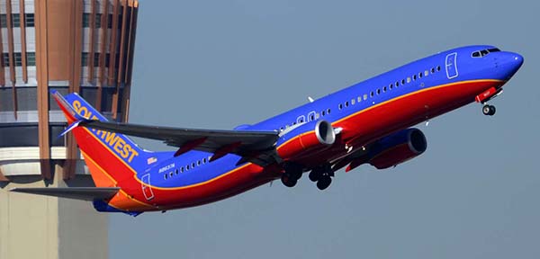 Southwest Boeing 737-8H4 N8637A, Phoenix Sky Harbor, December 22, 2014